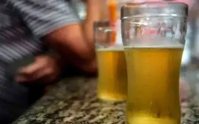 Homem morre enquanto toma cerveja com amigos em MS e suspeita é de envenenamento