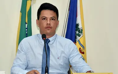 Júlio Buguelo solicita a implantação do CIES nas Escolas Estaduais de Glória de Dourados.