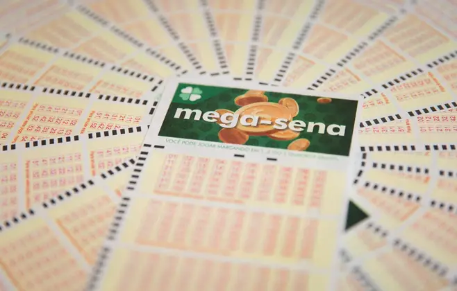 Mega-Sena pode pagar R$ 53 milhões neste sábado